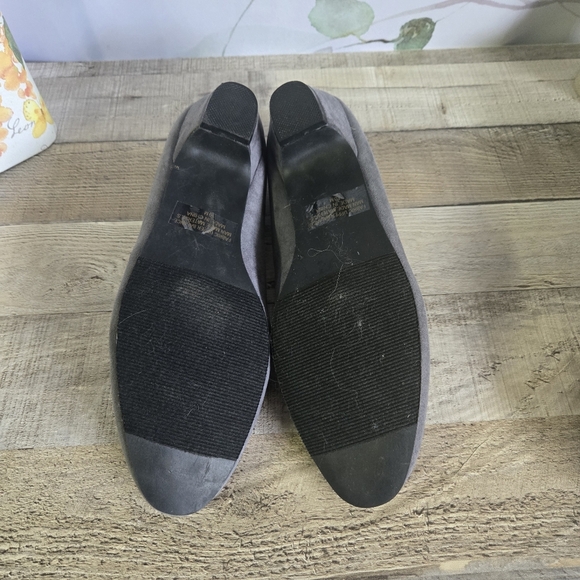 ANGEL STEPS | NWOT Set of 2 Short Heel Shoes in Gray & Tan sz 10M - Picture 7 of 11